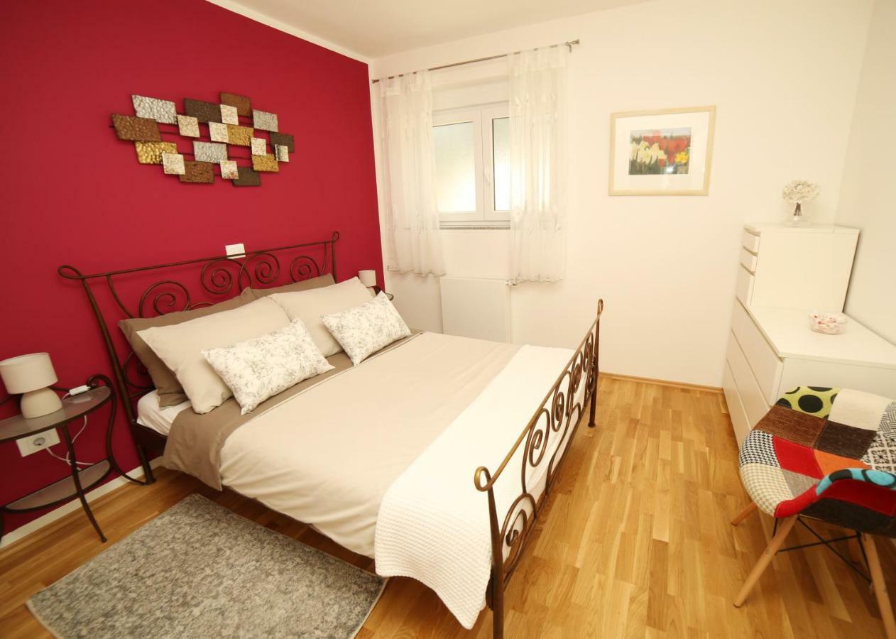 Apartman NeBo Pula Exteriér fotografie