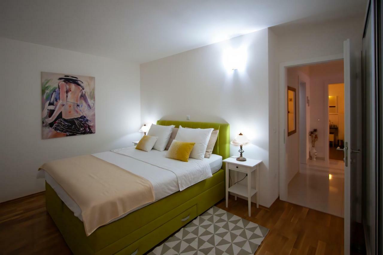Apartman NeBo Pula Exteriér fotografie