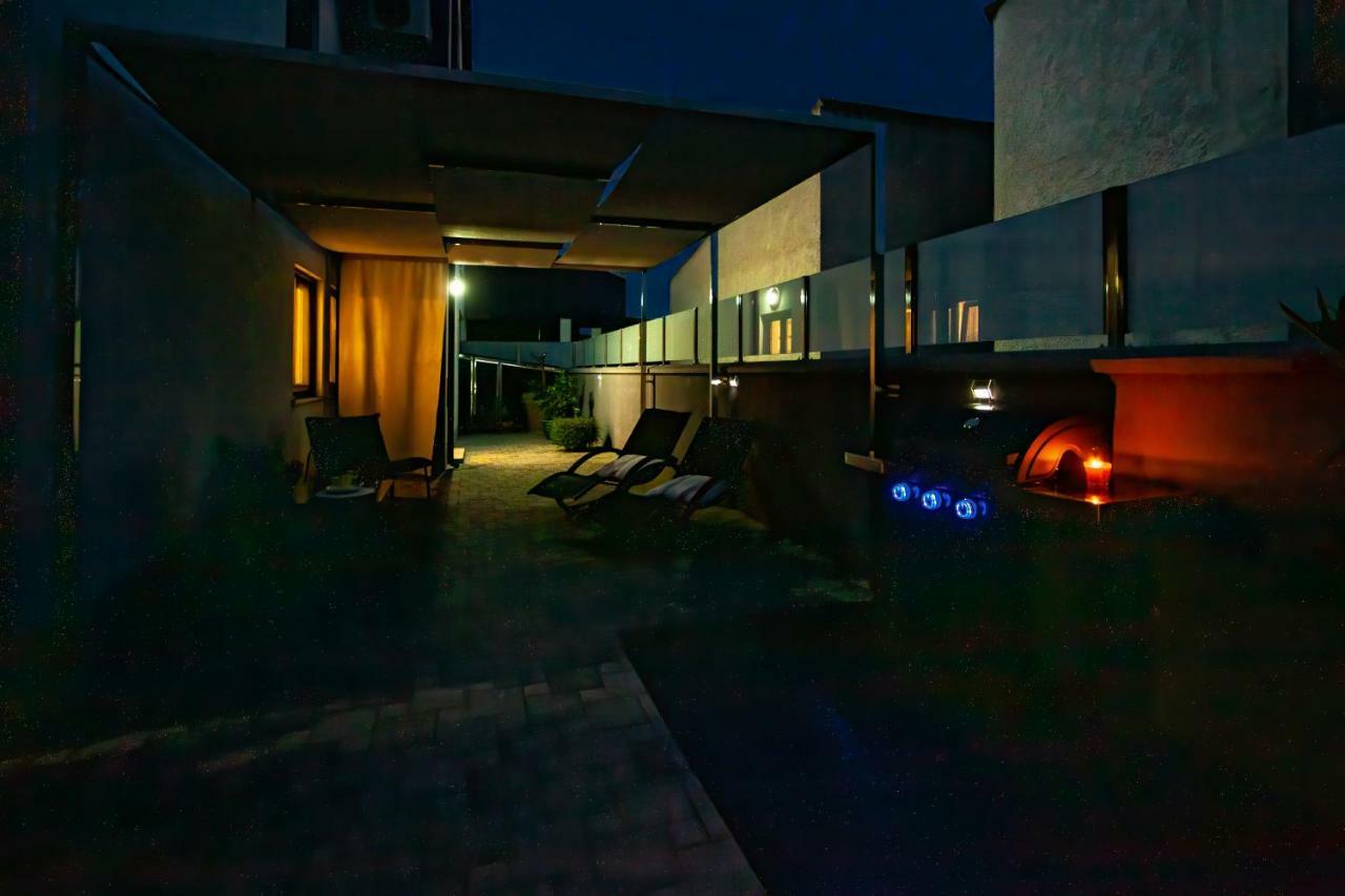 Apartman NeBo Pula Exteriér fotografie